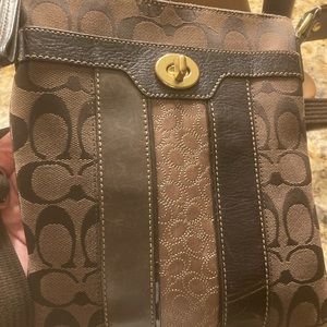 Crossbody/ messenger bag